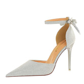 Tacones altos de aguja huecos, de boca baja y puntiagudos